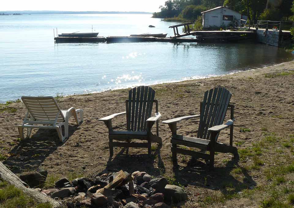 Accommodation and Guided Fishing Package, Bruce Bay Cottages, ON.